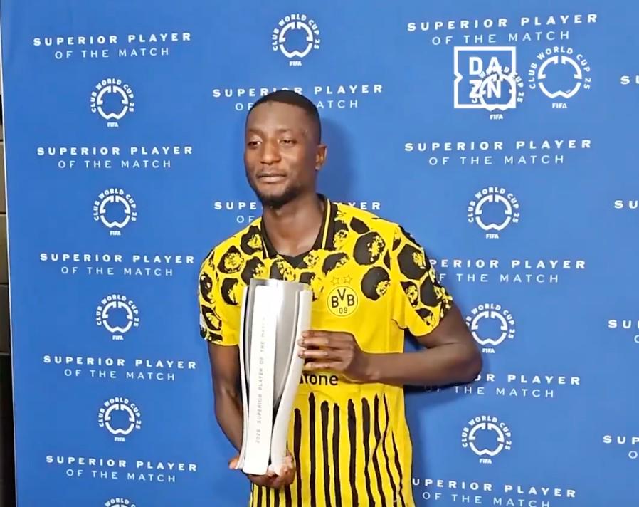 皇冠体育官网APP下载-多特蒙德门将多次救险，当选全场最佳球员，觉得生活进入增加.